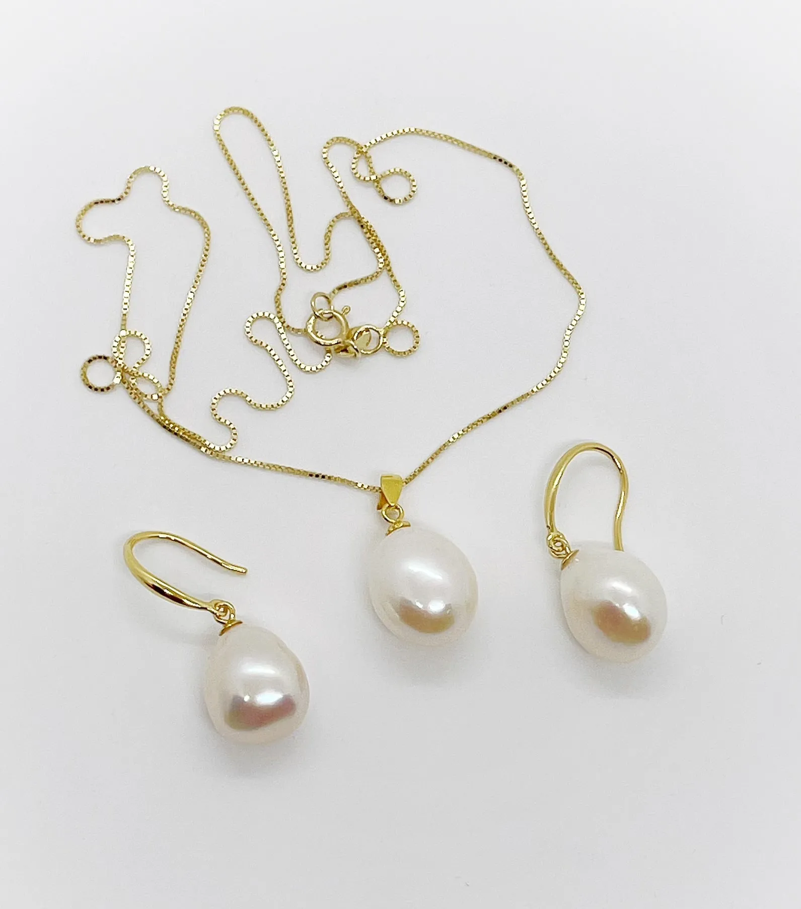 10-13mm Baroque Freshwater Pearl