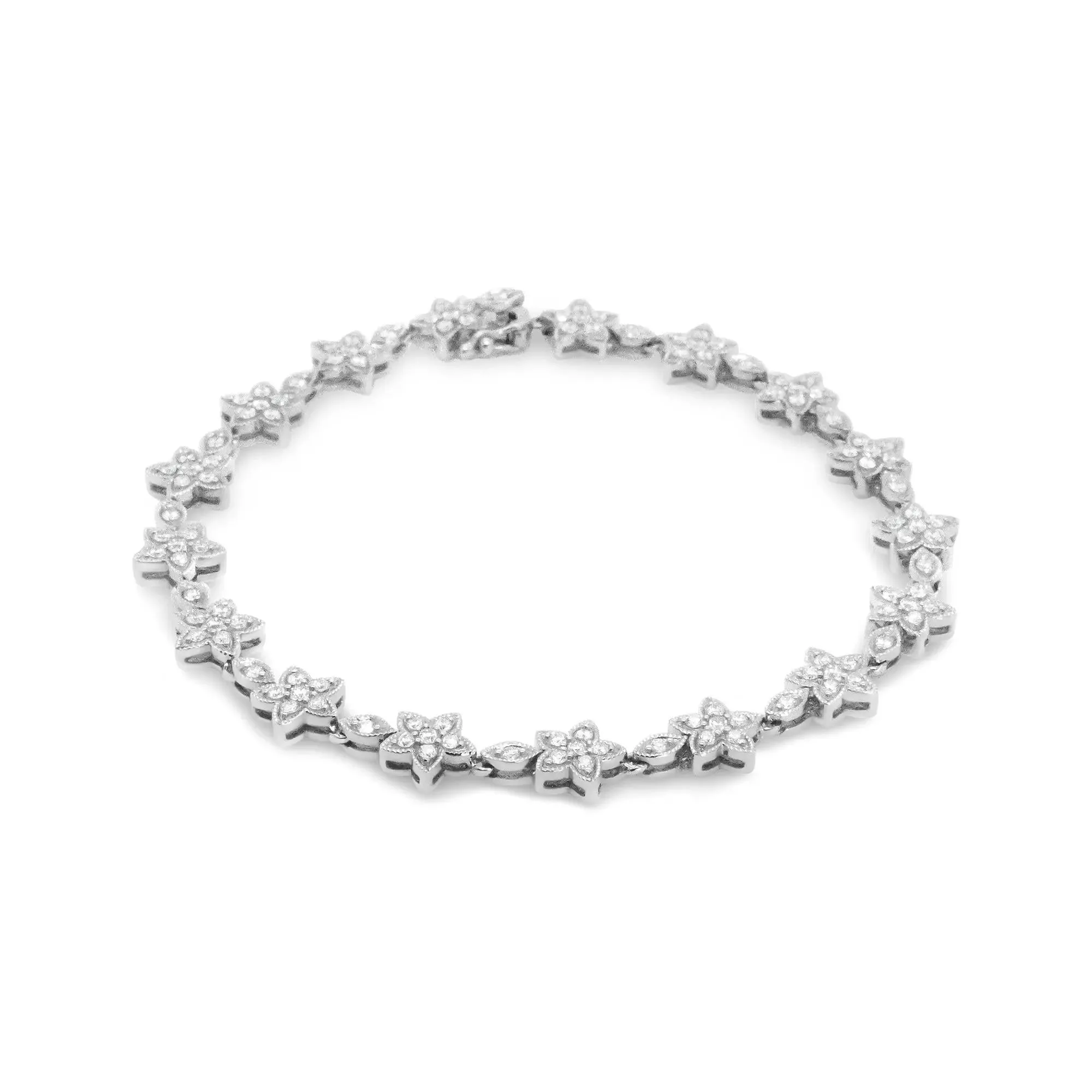 14K White Gold Diamond Floral Elegance Bracelet with 1 1/5 Cttw Sparkle