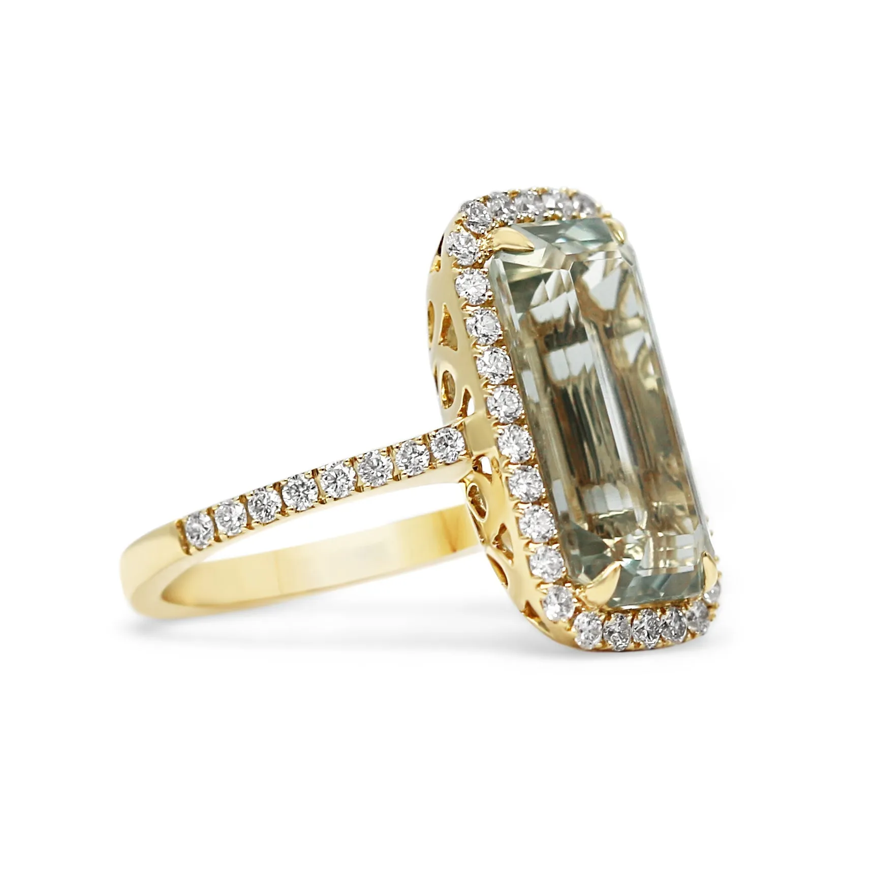 18ct Yellow Gold Diamond and Green Amethyst Ring, Diamond Shoulders