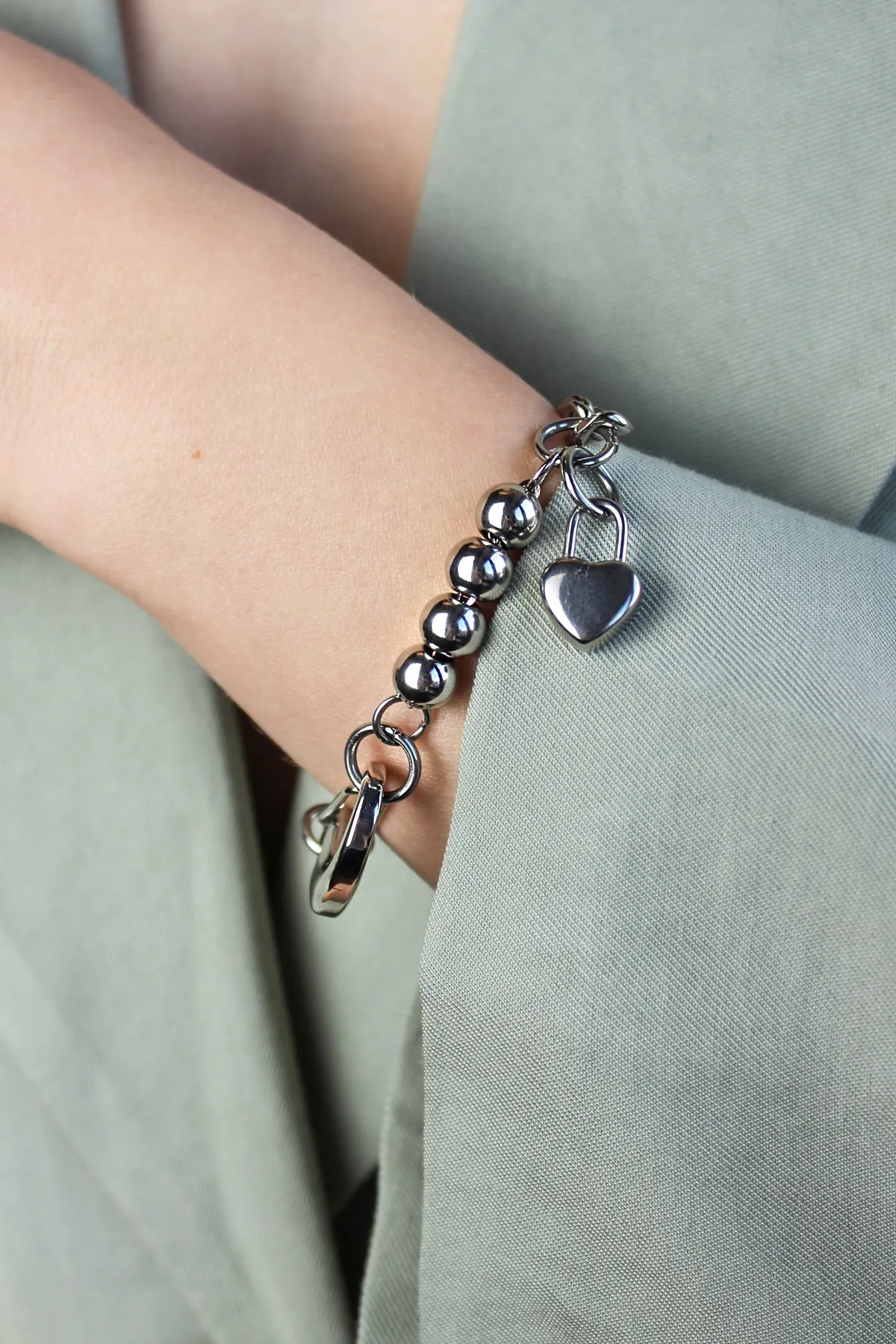 Chunky Bracelet with Heart Pendant