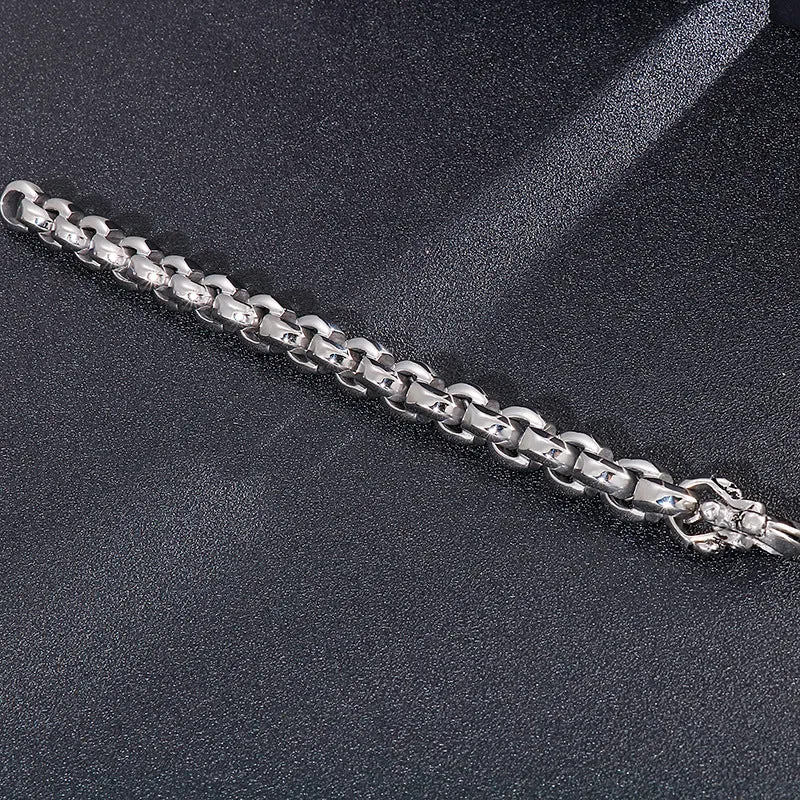 Elegant Titanium Steel Men's Bracelet with Classic D-Shape Chain