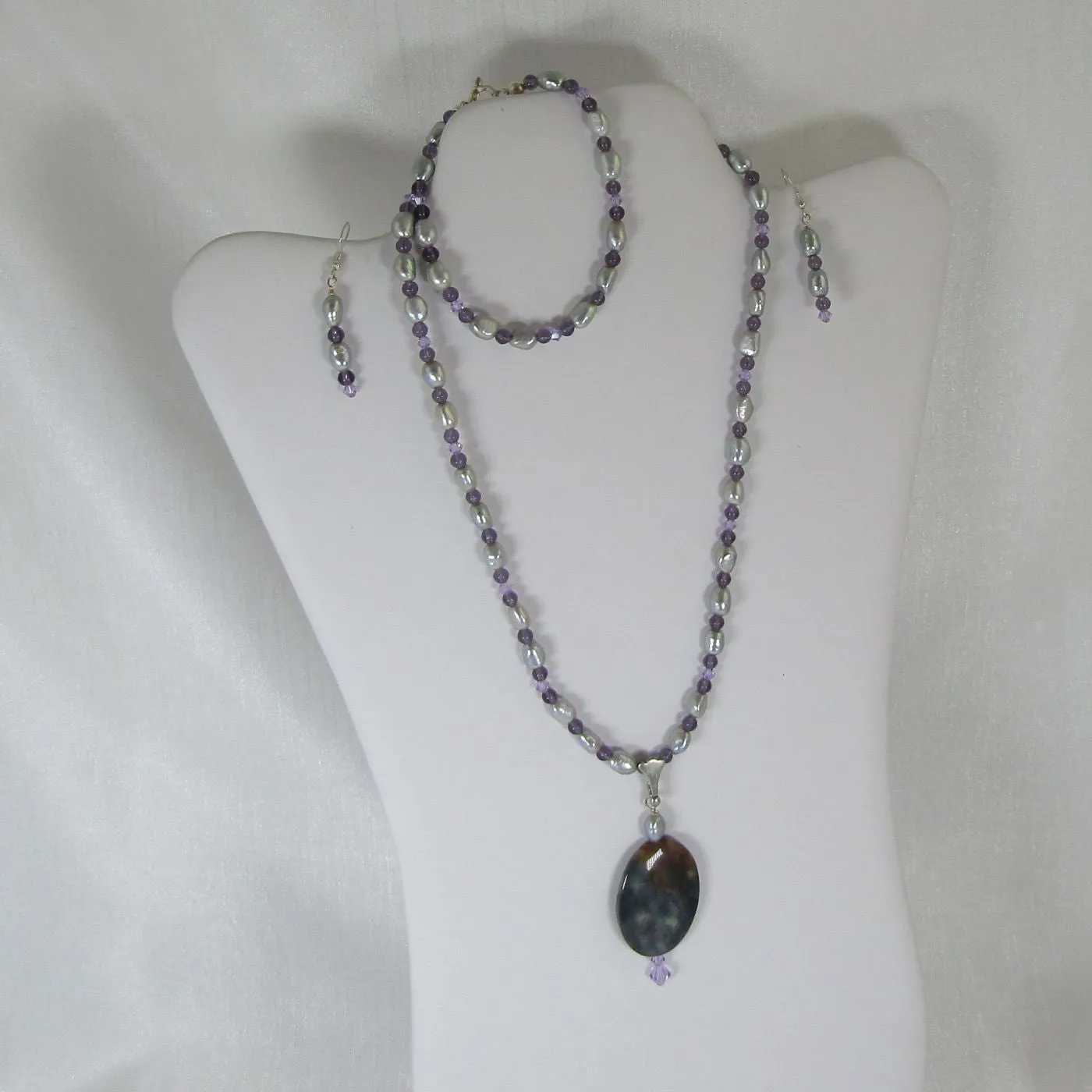 Lilac Pearl Necklace with Lepidolite Pendant Jewelry Set