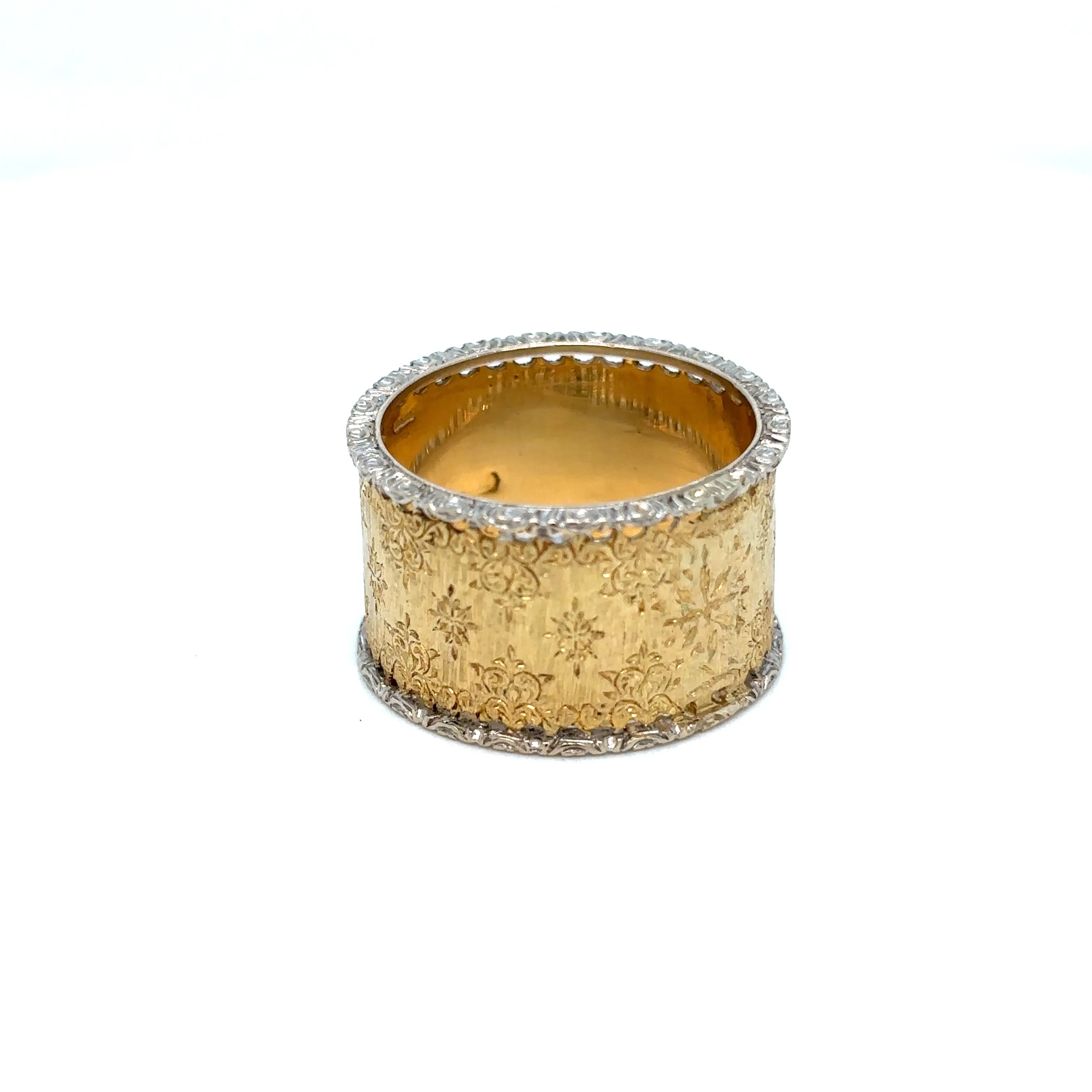 Mario Buccellati Engraved Gold Band Ring ca 1960s