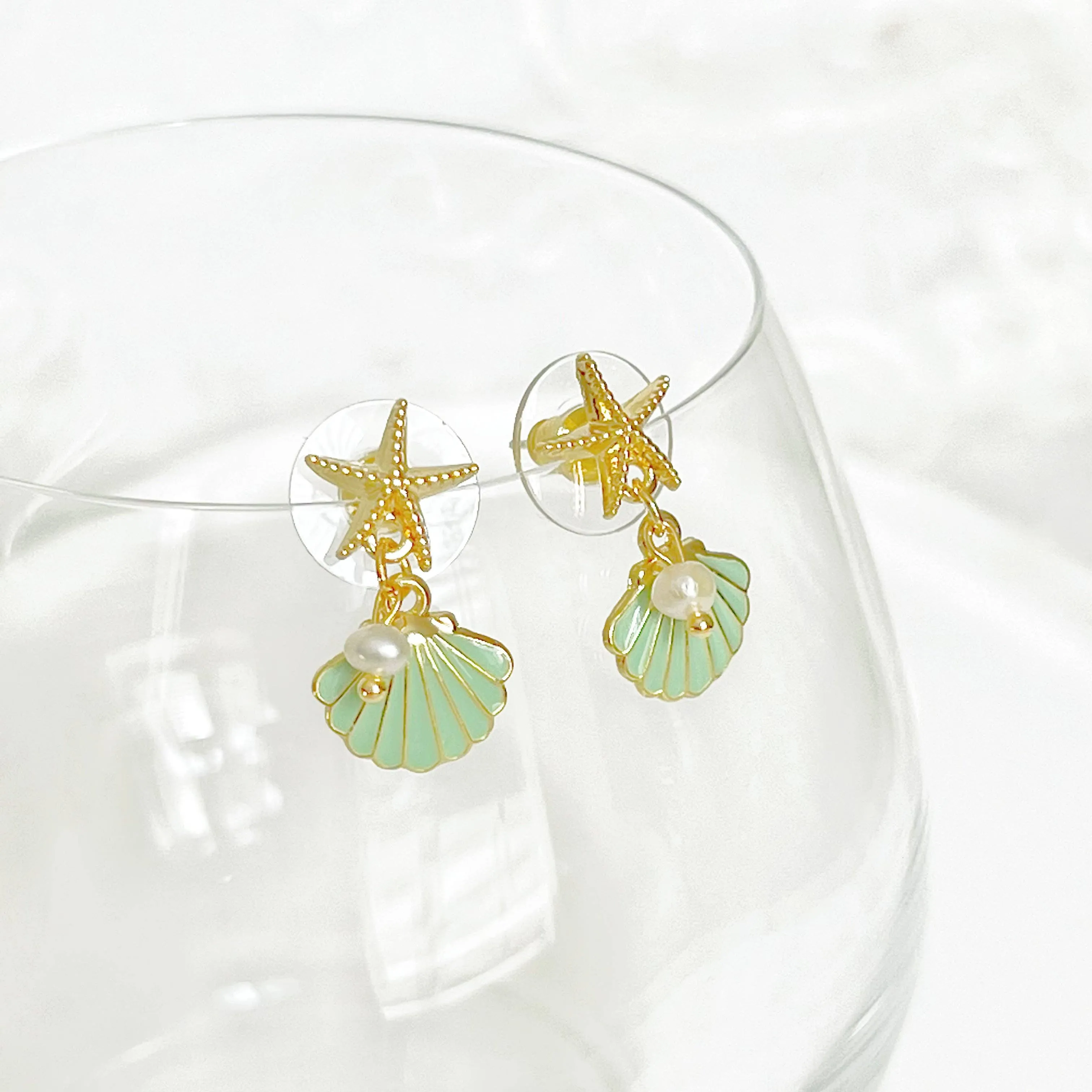 Ninaouity - Gold Starfish and Green Seashell with Mini Pearl Drop Earrings