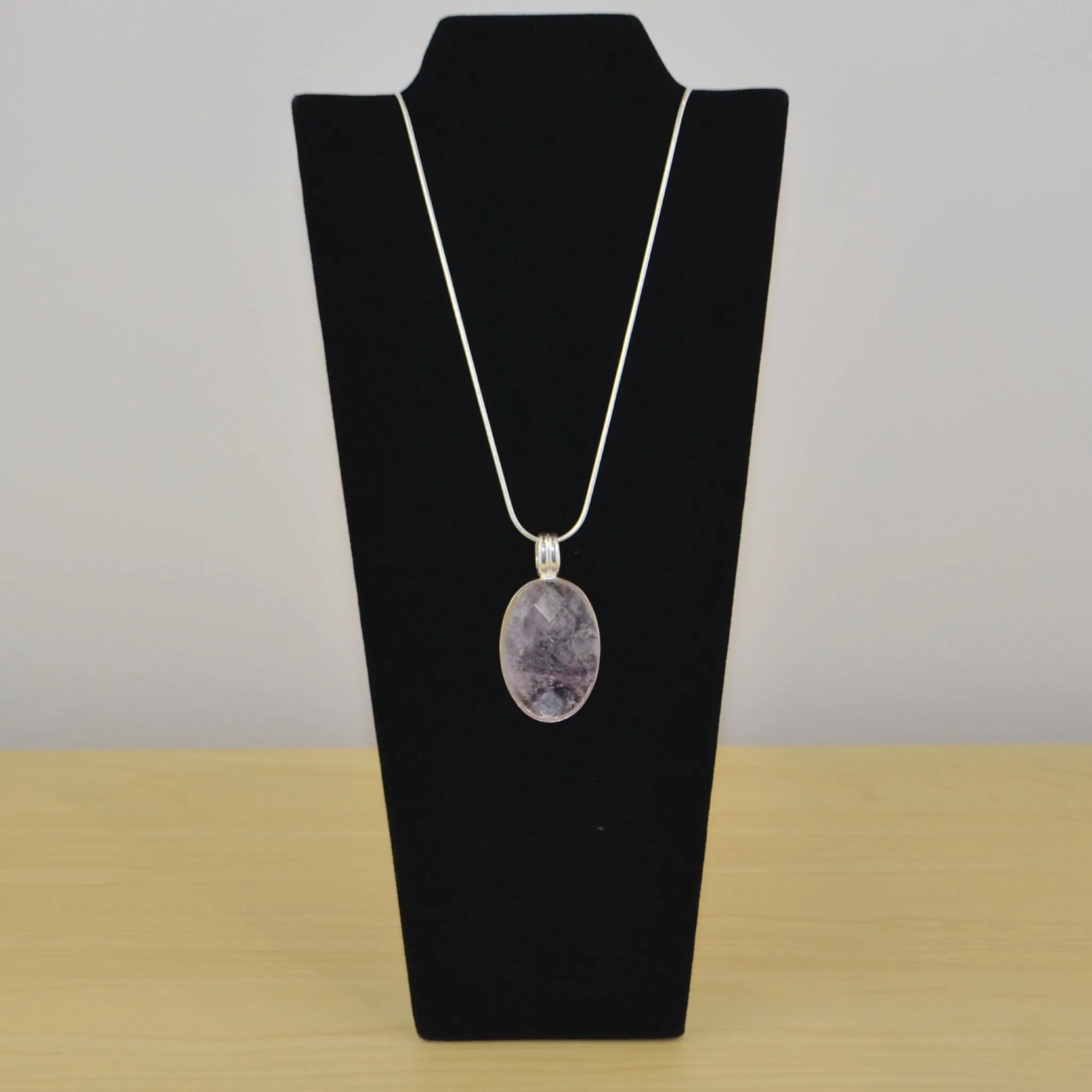 Oval Crystal pendant