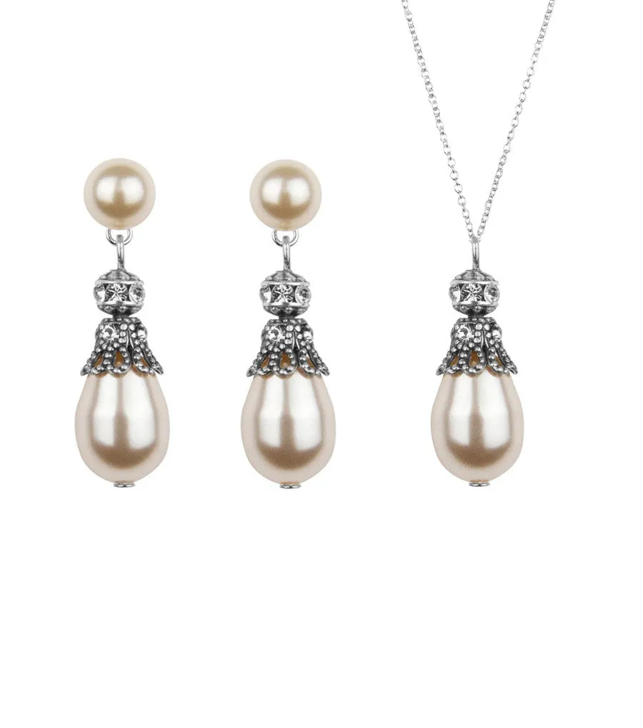 Rhinestone Embellished Pearl Earring and Necklace Set