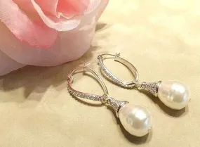 Sterling Silver pearl drop earring