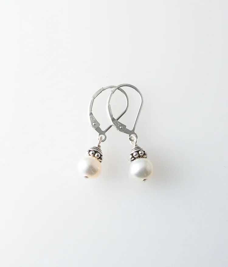 Susan Earrings (white)