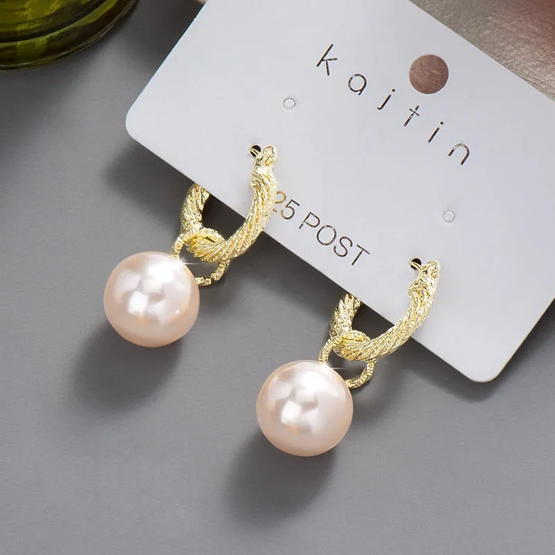 Wenkouban New 2022 Trend Big Pearls Women's Earrings Geometry Crystal Gold Color Dangle Drop Earing for Woman Korean Style Fashion Jewelry