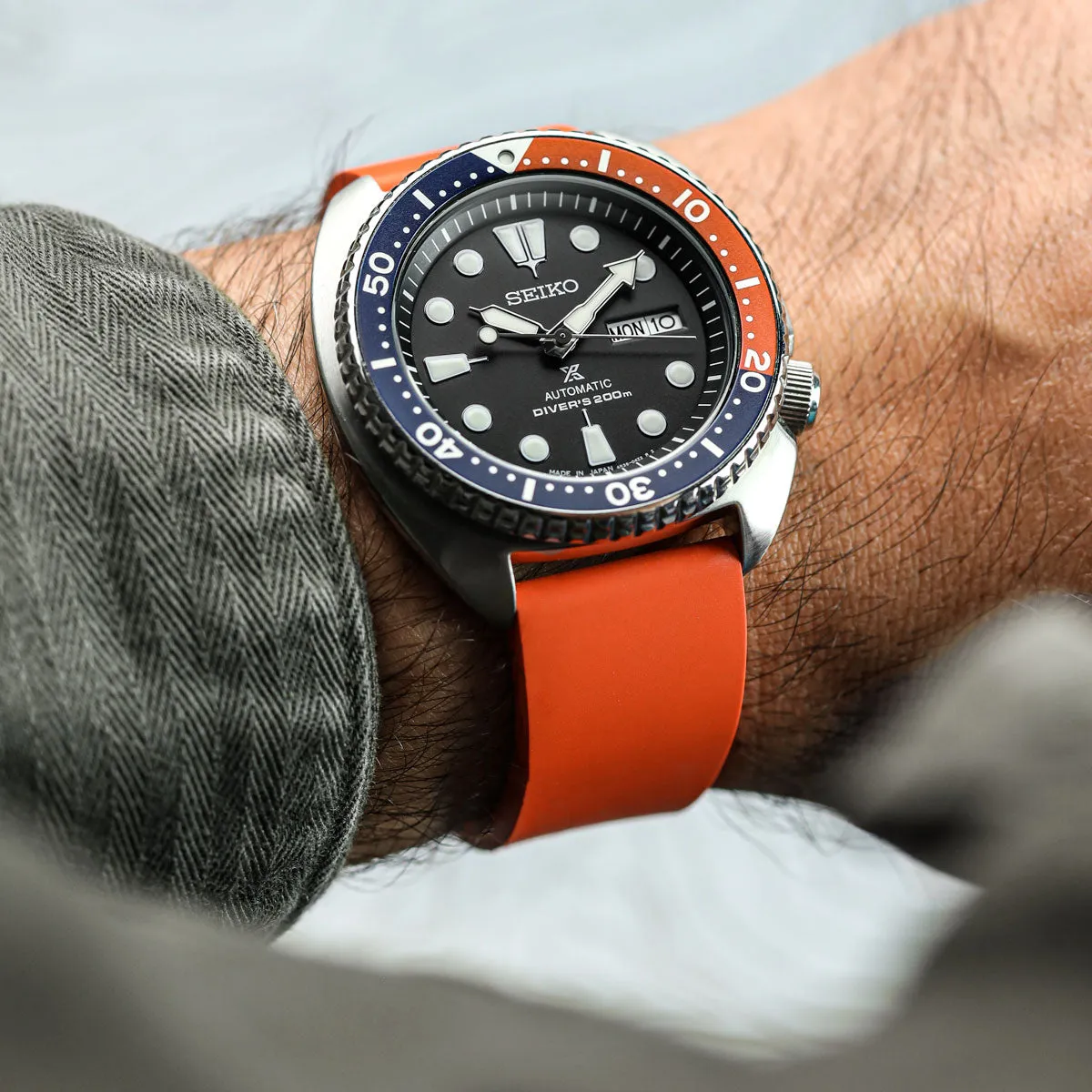 Zennor FKM Rubber Waterproof Watch Strap - Sunset Orange